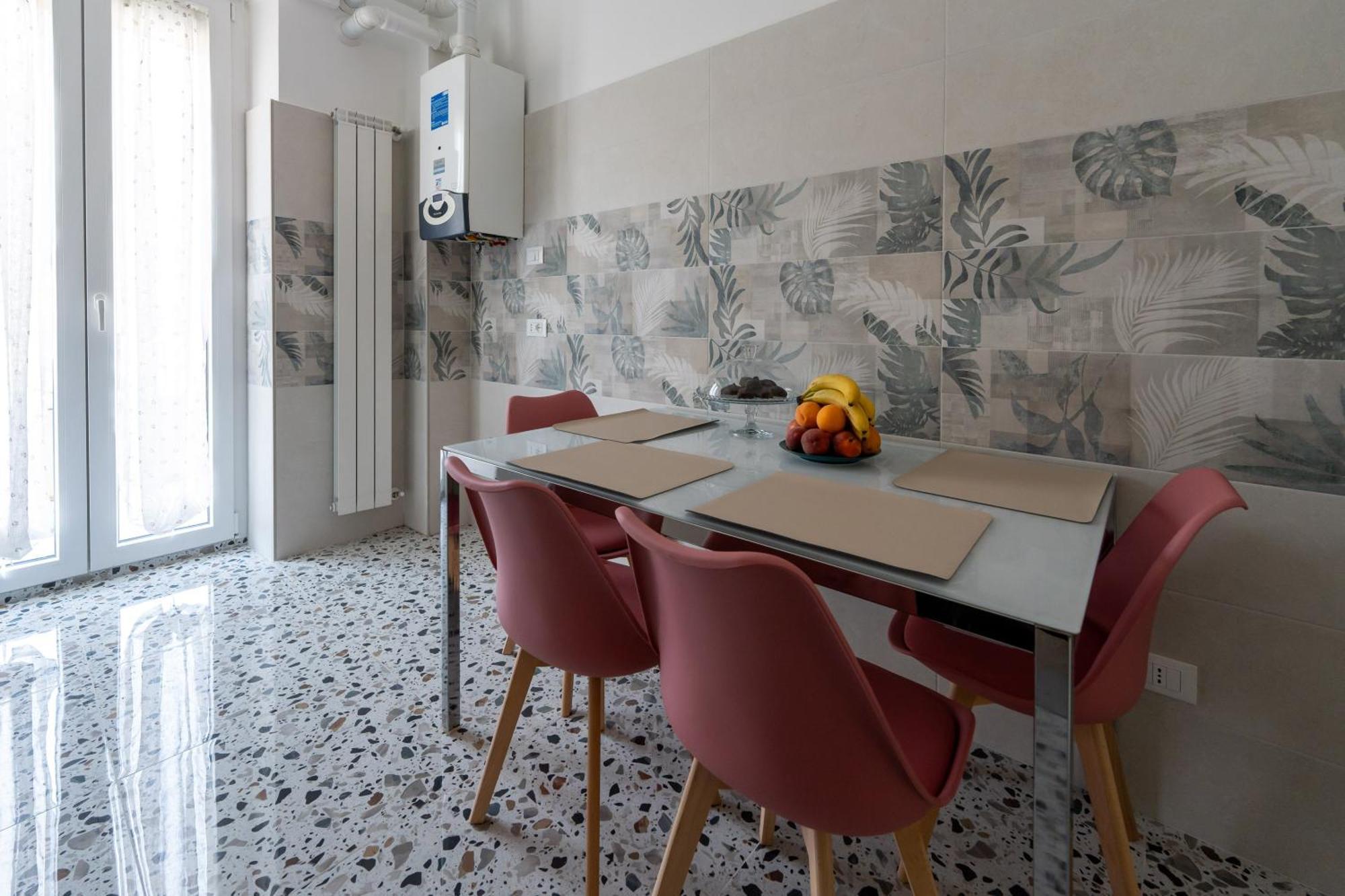 L'Affaccio Sulla Piazza Apartment Avezzano Bagian luar foto