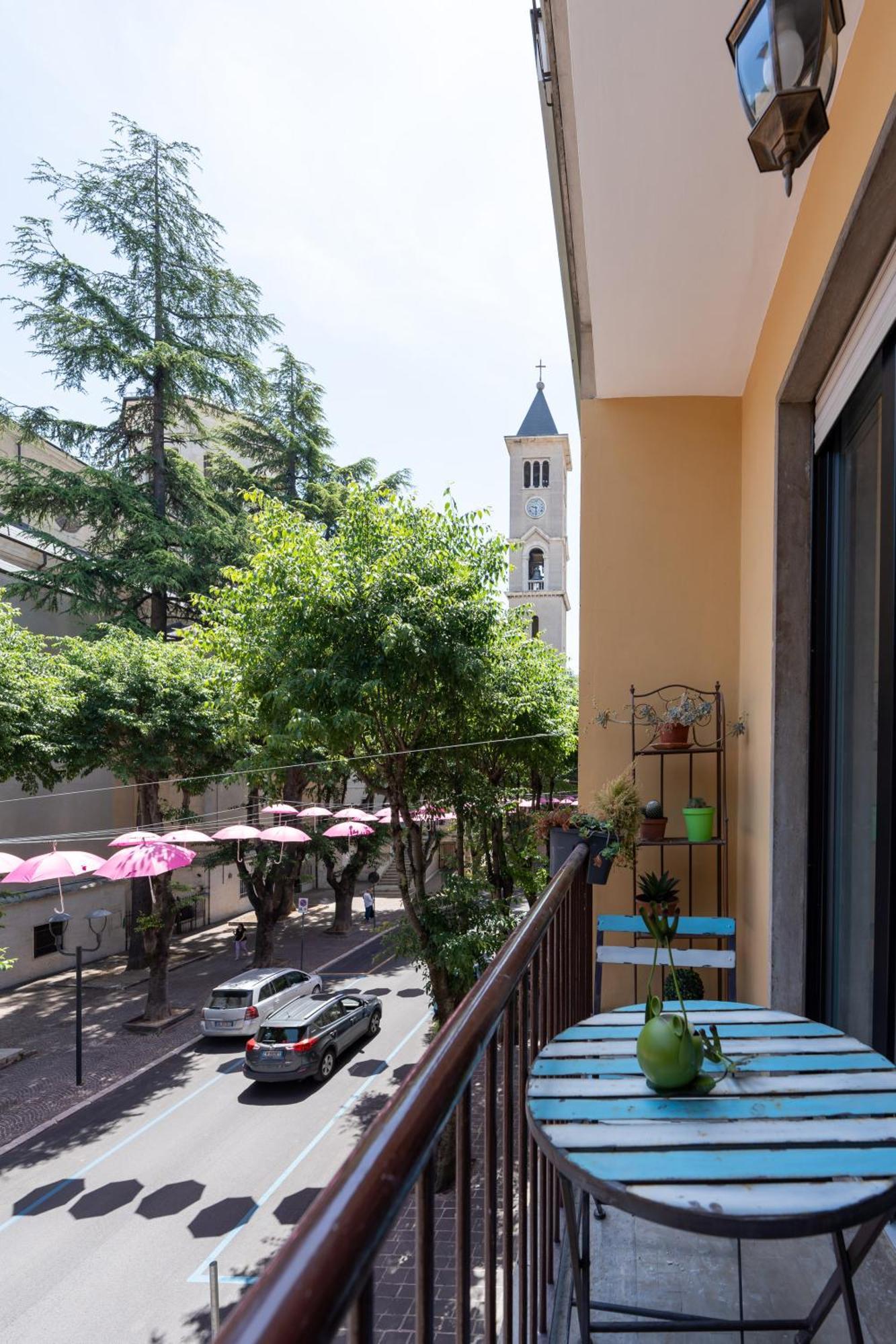 L'Affaccio Sulla Piazza Apartment Avezzano Bagian luar foto
