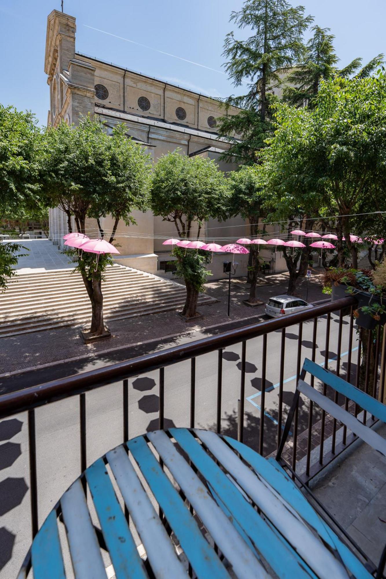 L'Affaccio Sulla Piazza Apartment Avezzano Bagian luar foto