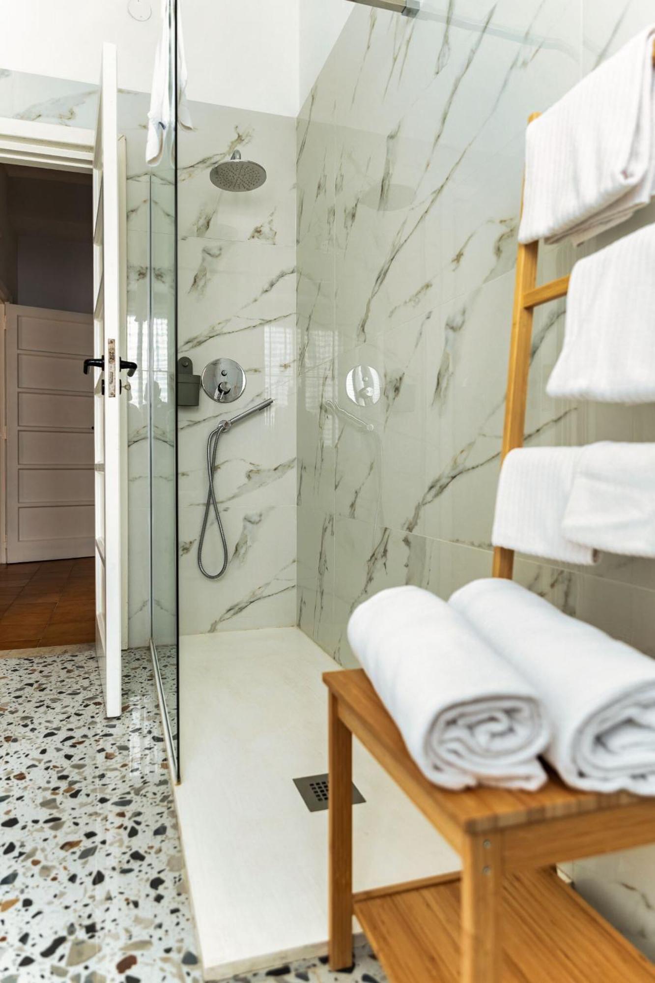 L'Affaccio Sulla Piazza Apartment Avezzano Bagian luar foto